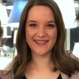 Meet your Posher, Carrie